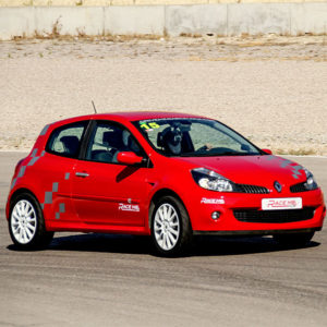 Conducir Renault Clio Sport en circuito experiencia de conducción