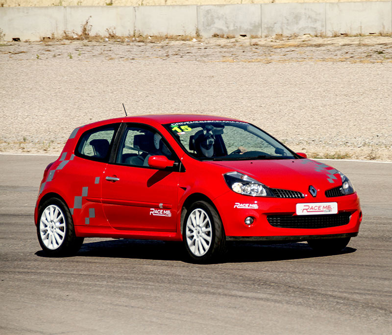 Conducir Renault Clio Sport en circuito experiencia de conducción